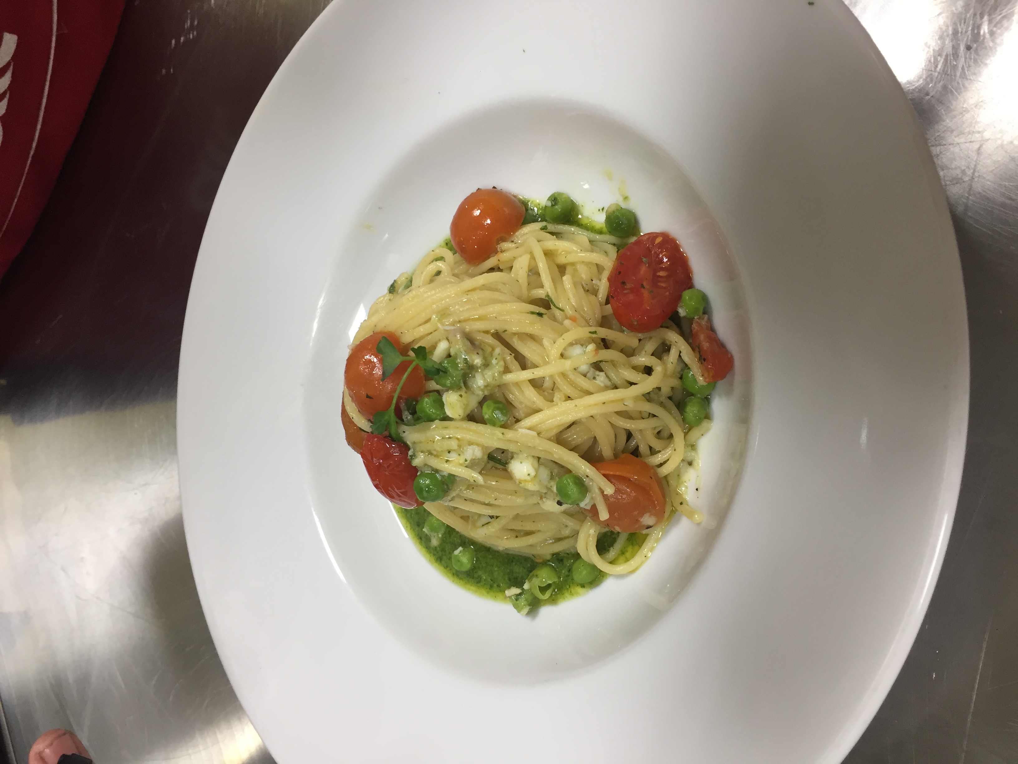 Garofalo - Linguini me salmon , domate konfit dhe pesto rukolash