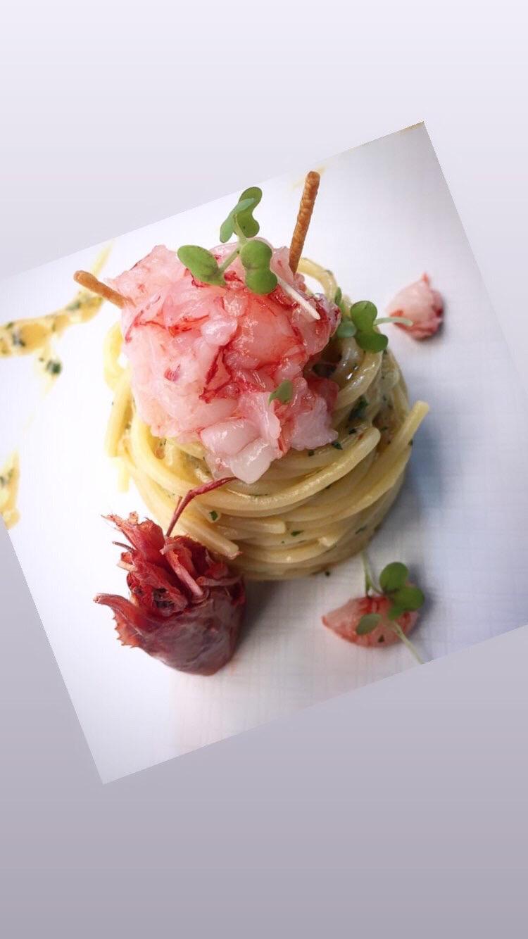 Garofalo - Spaghettone con burro al limone, limoni canditi e tartare di gambero rosso